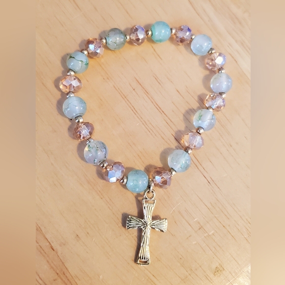 Gold and Genuine Green Stone Beaded Cross Bracelet - Picture 5 of 5